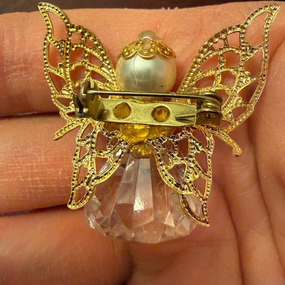 Vintage Angel Brooch - Picture 3 of 3